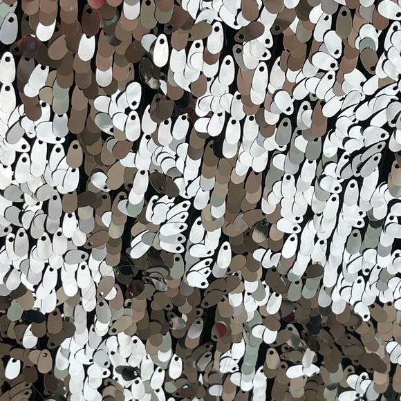 Sparkly designer tank top - Picture 2 of 2